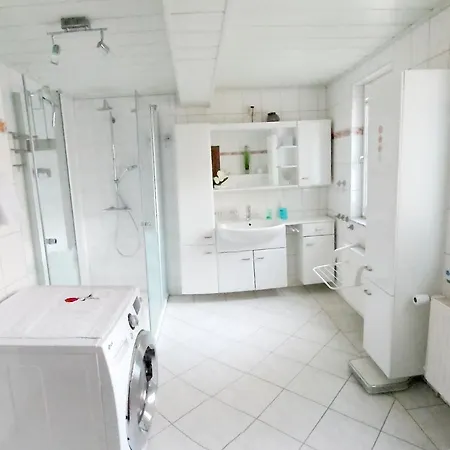 Strauss Nahe Der Kyffhaeuser Therme 度假居 *
