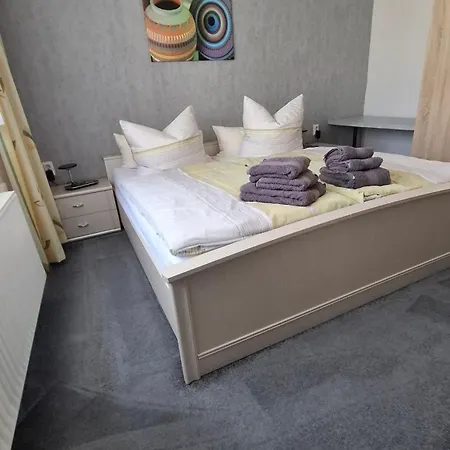 Strauss Nahe Der Kyffhaeuser Therme Holiday home *