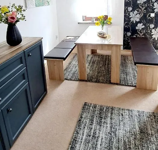 Strauss Nahe Der Kyffhaeuser Therme *